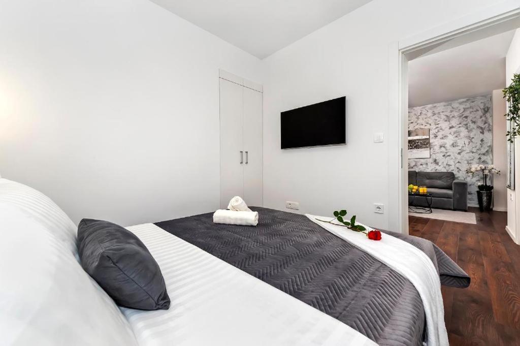 Deluxe Apartments A&A - 2 Rovinj Exterior photo